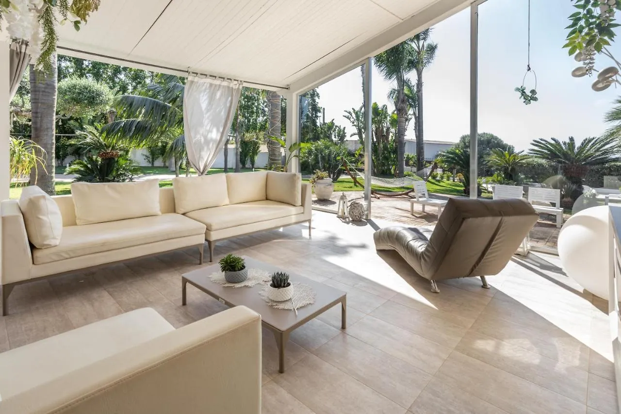 Villa Jolie - Luxury Villa With Swimming Pool Марсала