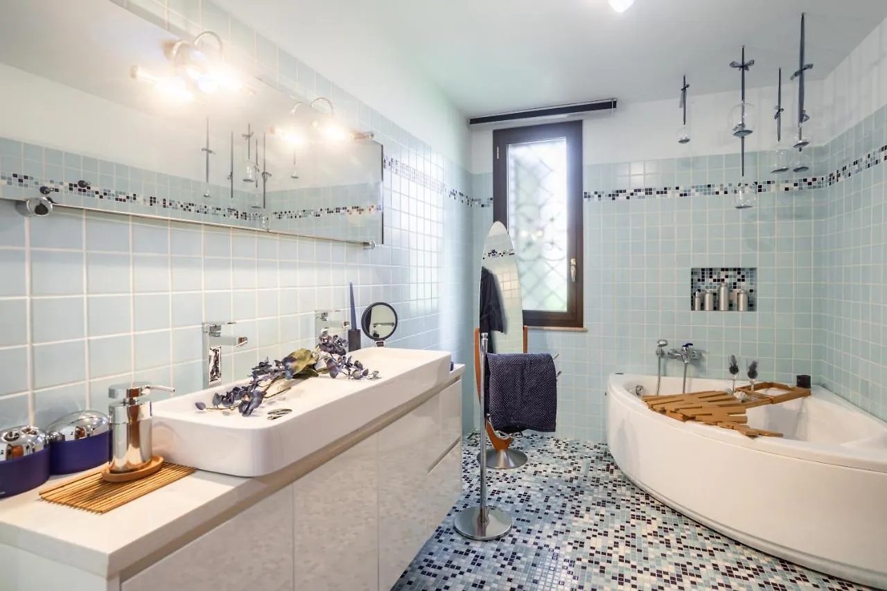 Villa Jolie - Luxury Villa With Swimming Pool Марсала 0*,  Италия